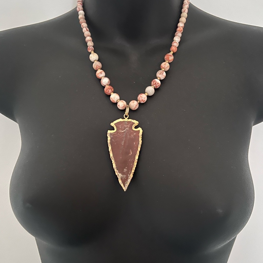 Gold-Trimmed Brown Stone Pendant Necklace